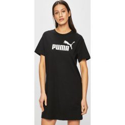 Puma - Sukienka. Czarne sukienki damskie Puma, na co dzień, s, z nadrukiem, z elastanu, casualowe, z okrągłym kołnierzem, z krótkim rękawem, krótkie, mini, proste. W wyprzedaży za 129,90 zł.