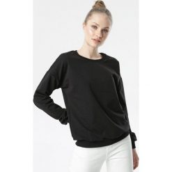 Czarna Bluza Rachael. Czarne bluzy damskie Born2be, xl, bez wzorów, z dzianiny, z długim rękawem, długie, bez kaptura. Za 69,99 zł.