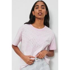 T-shirt z aplikacją - Różowy. Różowe t-shirty damskie Reserved, xl, z aplikacjami, bez kołnierzyka. W wyprzedaży za 29,99 zł.
