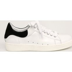 Solo Femme - Buty skórzane. Białe buty sportowe damskie Solo Femme, bez wzorów, ze skóry, sportowe. Za 359,90 zł.