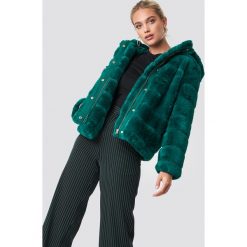 Samsoe & Samsoe Kurtka Saba - Green. Zielone kurtki damskie marki Samsøe & Samsøe, bez wzorów, krótkie, bez kaptura. Za 890,95 zł.