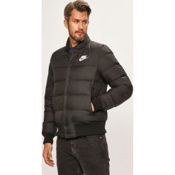 Nike Sportswear - Kurtka puchowa. Zielone płaszcze męskie Nike Sportswear, s, bez wzorów, z poliesteru, krótkie, bez kaptura. Za 569,90 zł.