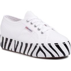 Tenisówki SUPERGA - 2790 Cotw Printedfoxing S41157W White/Zebra A1Q. Białe półbuty damskie Superga, na co dzień, bez wzorów, z gumy, bez obcasa, na koturnie, bez zapięcia. W wyprzedaży za 279,00 zł.