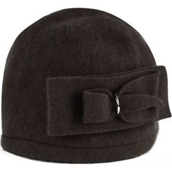 Czapka damska Podwójny szyk brązowa (cz14337). Brązowe czapki zimowe damskie Art of Polo. Za 54,70 zł.