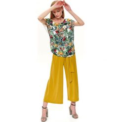 Bluzka krótki rękaw kimono, luźna. Białe bluzki damskie Top Secret, w paski, z materiału, z dekoltem na plecach, z krótkim rękawem. W wyprzedaży za 19,99 zł.