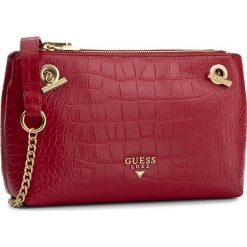 Torebka GUESS - Leila Convertible Cross HWLECR L7413 RED. Czerwone listonoszki damskie marki Guess. W wyprzedaży za 449,00 zł.