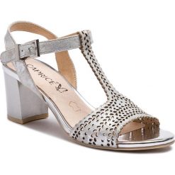 Sandały CAPRICE - 9-28301-22 Silver Shin.Su 926. Szare klapki damskie Caprice, bez wzorów, ze skóry, bez obcasa. W wyprzedaży za 199,00 zł.