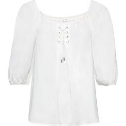 Bluzka shirtowa ze sznurowaniem bonprix biały. Białe koszulki damskie bonprix, bez wzorów, z dekoltem karo, bez rękawów. Za 64,99 zł.
