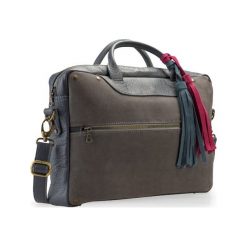 Skórzana torba damska na laptopa (np. MacBooka). Torby na laptopa Emilia arendt, bez wzorów, ze skóry, biznesowe. Za 899,00 zł.