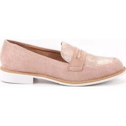 Bestelle Różowe Mokasyny Snake Print. Różowe mokasyny damskie Bestelle, ze skóry. Za 69,00 zł.