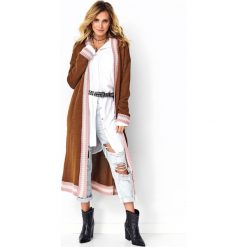 Długi sweter oversize brązowy. Pomarańczowe swetry damskie e-margeritka.pl, s, bez wzorów, klasyczne, z długim rękawem, długie, bez kaptura. Za 218,99 zł.
