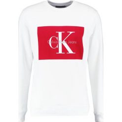 Calvin Klein Jeans HOTORO REGULAR FIT Bluza bright white. Białe kardigany męskie Calvin Klein Jeans, m, z bawełny. W wyprzedaży za 359,20 zł.