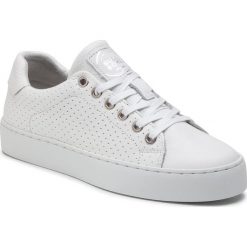 Sneakersy BULLBOXER - 962065E5L White. Białe półbuty damskie marki Bullboxer, ze skóry. Za 299,00 zł.