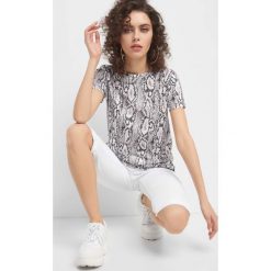 T-shirt ze zwierzęcym wzorem. Niebieskie koszulki damskie Orsay, xs, bez wzorów, z bawełny, z okrągłym kołnierzem. Za 29,99 zł.