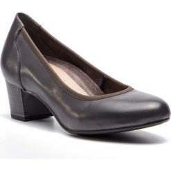 Półbuty TAMARIS - 1-22301-21 Grey 200. Szare półbuty damskie skórzane Tamaris, na obcasie. Za 239,90 zł.