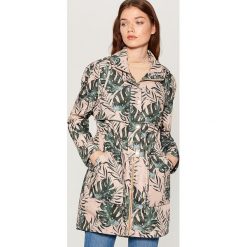 Parka z plisą maskującą - Beżowy. Brązowe parki damskie Mohito, bez wzorów, bez kaptura. Za 249,99 zł.
