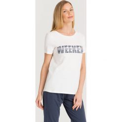 T-SHIRT ESSENZA Weekend Max Mara. Białe t-shirty damskie Weekend Max Mara, s, z nadrukiem, z elastanu, z okrągłym kołnierzem. Za 239,40 zł.