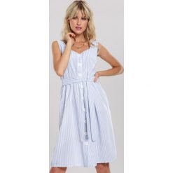 Jasnoniebieska Sukienka Smooth Along. Niebieskie sukienki damskie other, na co dzień, na lato, s, w paski, bez kołnierzyka, bez rękawów, mini, proste. Za 79,99 zł.