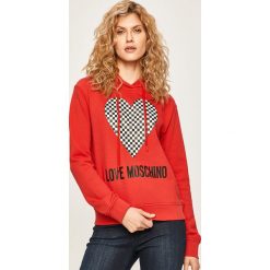 Love Moschino - Bluza. Czarne bluzy damskie Love Moschino, m, z nadrukiem, z elastanu, bez rękawów, z kapturem. W wyprzedaży za 629,90 zł.