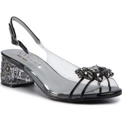 Sandały SCA'VIOLA - G-25 Black. Czarne klapki damskie Sca'viola, bez wzorów, ze skóry ekologicznej, bez obcasa, na obcasie. Za 279,00 zł.