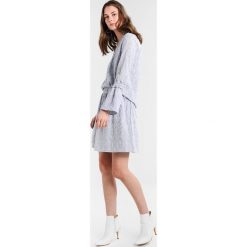 Bluzki damskie: Vila VILUXY Bluzka medium blue denim/cloud dancer