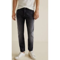 Mango Man - Jeansy Jan3. Szare jeansy męskie marki Mango Man. W wyprzedaży za 69,90 zł.