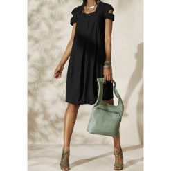 Sukienka KEZIA BLACK. Czarne sukienki damskie Sukienka KEZIA BLACK, s, bez wzorów, bez kołnierzyka, z krótkim rękawem, krótkie, mini. W wyprzedaży za 49,00 zł.