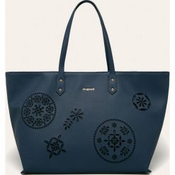 Desigual - Torebka. Niebieskie torby damskie na zakupy Desigual, z aplikacjami, z poliesteru, na ramię, duże, z aplikacjami. Za 399,90 zł.