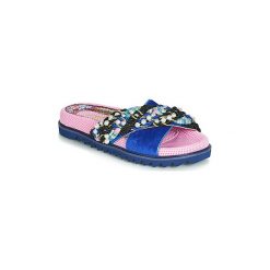 Klapki Irregular Choice LUDUS. Niebieskie klapki damskie Irregular Choice, bez wzorów, bez obcasa. Za 489,00 zł.