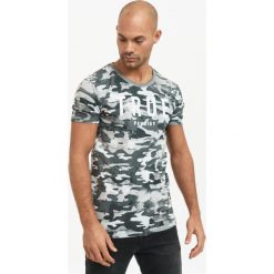 T-shirt w kolorze ciemnoszarym. Szare t-shirty męskie True Prodigy, m, z nadrukiem, z bawełny, z okrągłym kołnierzem. W wyprzedaży za 59,95 zł.