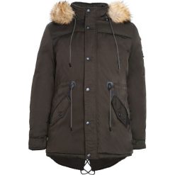 Ciemnozielona Kurtka Never Amount. Czarne kurtki męskie Born2be, na zimę, xl, bez wzorów, z futra. Za 234,99 zł.