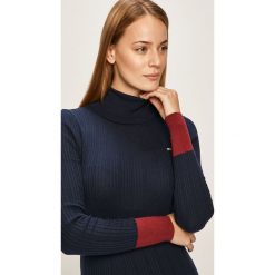 Tommy Jeans - Sweter. Niebieskie swetry damskie Tommy Jeans, s, bez wzorów, z bawełny, bez rękawów, bez kaptura. Za 389,90 zł.
