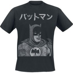 Batman Siro T-Shirt czarny. Czarne t-shirty męskie z nadrukiem marki Batman, m, z okrągłym kołnierzem. Za 42,90 zł.