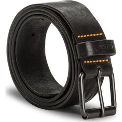Pasek Męski BOSS - Jesse 50385672 001. Czarne paski męskie Boss, w paski, ze skóry. W wyprzedaży za 239,00 zł.
