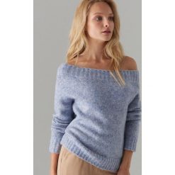 Sweter z prostym dekoltem - Niebieski. Niebieskie swetry damskie Mohito, s, bez wzorów, bez rękawów, bez kaptura. Za 99,99 zł.