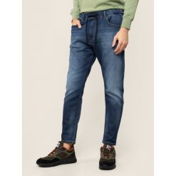Jeansy Regular Fit Pepe Jeans Johnson PM204385. Niebieskie jeansy męskie Pepe Jeans, m, bez wzorów. W wyprzedaży za 319,00 zł.
