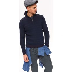 Sweter z rozpięciem. Niebieskie swetry męskie Top Secret, na lato, m, bez wzorów, z dzianiny, ze stójką, bez kaptura. W wyprzedaży za 99,99 zł.