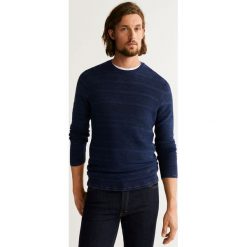 Mango Man - Sweter Tako. Niebieskie swetry męskie Mango Man, s, bez wzorów, z bawełny, z okrągłym kołnierzem, bez kaptura. Za 139,90 zł.