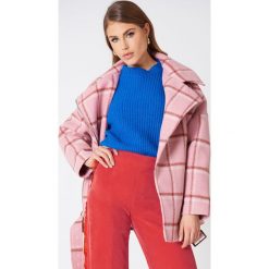 Bomberki damskie: Glamorous Kurtka z paskiem Check - Pink