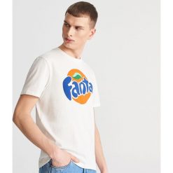 T-shirt Fanta - Kremowy. Białe t-shirty męskie Reserved, s, bez wzorów, bez kołnierzyka. Za 59,99 zł.