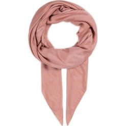 Chusta Guess Vikky (Vg) Scarves AW8172 MOD03. Różowe szaliki damskie Guess, z aplikacjami. W wyprzedaży za 139,00 zł.