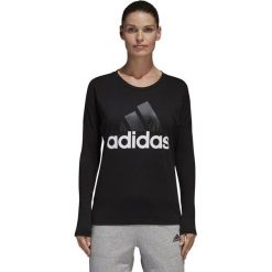 KOSZULKA ESSENTIALS LINEAR (M). Koszulki damskie Adidas, m, bez wzorów, z bawełny, eleganckie, bez kołnierzyka. W wyprzedaży za 109,99 zł.