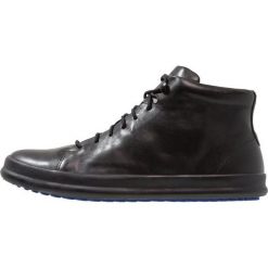 Camper Sneakersy wysokie black. Czarne trampki męskie Camper, bez zapięcia. Za 459,00 zł.