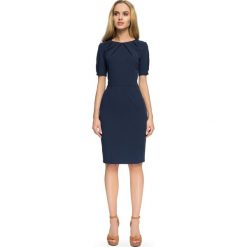 SYDNEE Sukienka z zakładką - granatowa. Sukienki damskie Stylove, na imprezę, s, bez wzorów, z elastanu, bez kołnierzyka, bez rękawów, midi, dopasowane. W wyprzedaży za 74,50 zł.