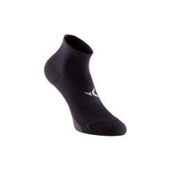 Skarpety do fitnessu niskie x2. Czarne skarpetki męskie marki DOMYOS. Za 19,99 zł.