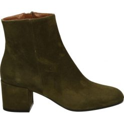 Botki - 0401 CAM OLI. Brązowe botki damskie zamszowe marki Venezia. Za 339,00 zł.