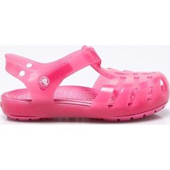 Crocs - Sandały dziecięce. Różowe sandały dziewczęce Crocs, z gumy, z okrągłym noskiem, bez zapięcia. W wyprzedaży za 99,90 zł.