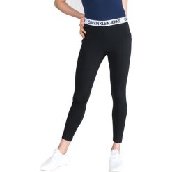 Calvin Klein Legginsy Czarny. Czarne spodnie damskie Calvin Klein, l, z elastanu. Za 254,95 zł.