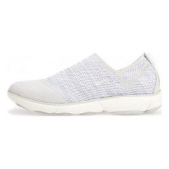 Geox Tenisówki Damskie Nebula 36 Kremowy. Białe buty sportowe damskie marki Geox, bez wzorów, bez zapięcia. W wyprzedaży za 374,00 zł.