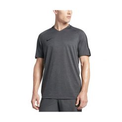 Nike M NK DRY TOP SS SQD PRIME, 10 | PIŁKA NOŻNA / PIŁKA NOŻNA | MĘŻCZYZNA | TOP Z KRÓTKIM RĘKAWEM | ANTRACYT / CZARNY / CZARNY | Z. Czarne koszulki męskie Nike, m, bez wzorów, z tkaniny, bez kołnierzyka, z krótkim rękawem, krótkie, na fitness i siłownię, dri-fit (nike). W wyprzedaży za 213,31 zł.
